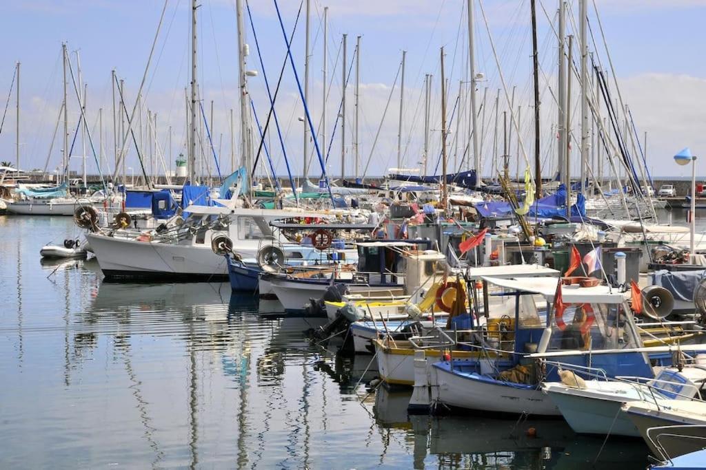 F2 Climatise A Golfe -juan En Front De Et Piscine Appartement Vallauris