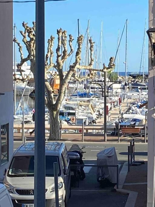 F2 Climatise A Golfe -juan En Front De Et Piscine Appartement Vallauris